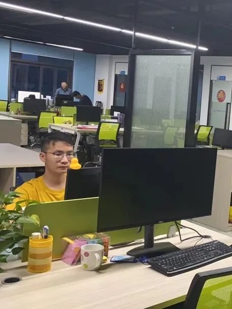 奋战一线丨js555888金沙老品牌人的假期这样过
