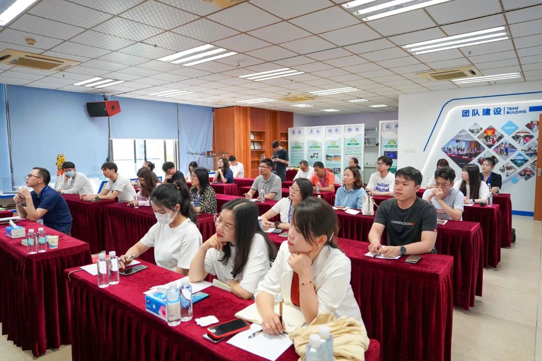 js555888金沙老品牌集团引领AI风潮，，，，，全员学习共创生长